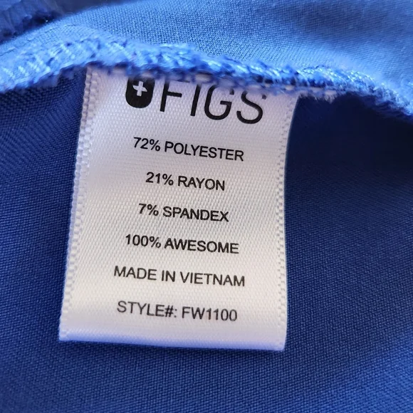 Figs "Casma Three Pocket Scrub Top" Denim Blue V-Neck FW1100 | Women's Size XS - Picture 8 of 13